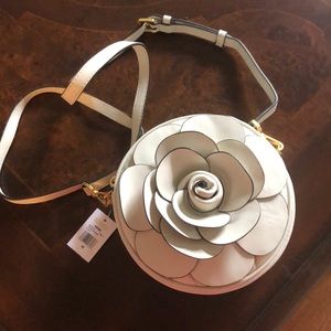 Michael Kors Vivianne Canteen Crossbody